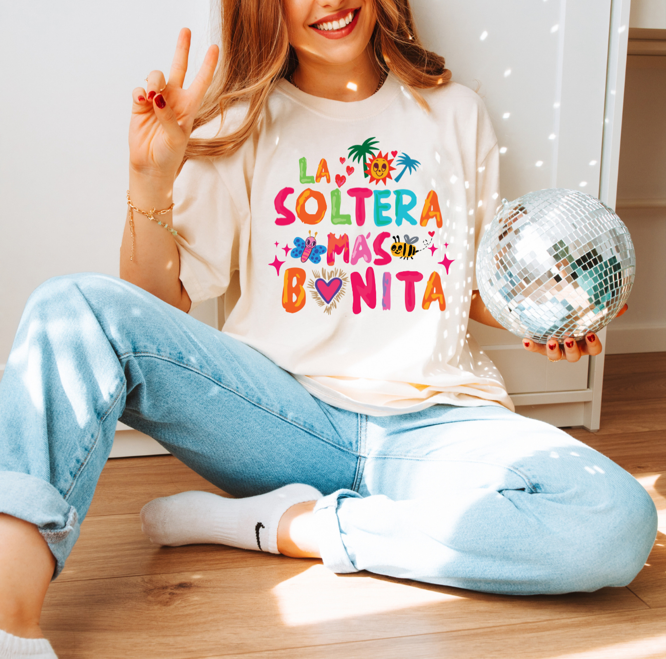 Camiseta "La Soltera Más Bonita"